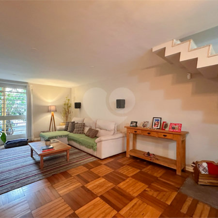 Casa à venda com 3 quartos, sendo 1 suíte,  no condomínio Barão do Triunfo, São Paulo - SP
