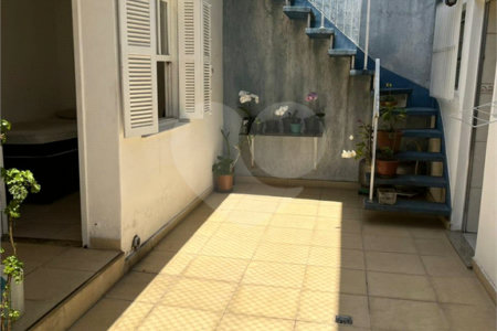 Sobrado à venda com 3 quartos, sendo 1 suíte, em Vila Santo Estéfano, São Paulo, SP