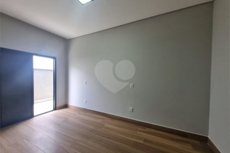 Casa à venda com 3 quartos, sendo 1 suíte,  no condomínio Reserva Ipanema I, Sorocaba - SP