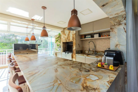 Apartamento à venda com 3 suítes em Vila Cordeiro, São Paulo, SP