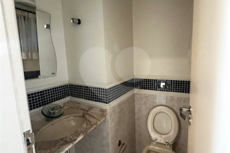 Apartamento à venda com 4 quartos, sendo 1 suíte, em Anchieta, São Bernardo do Campo, SP