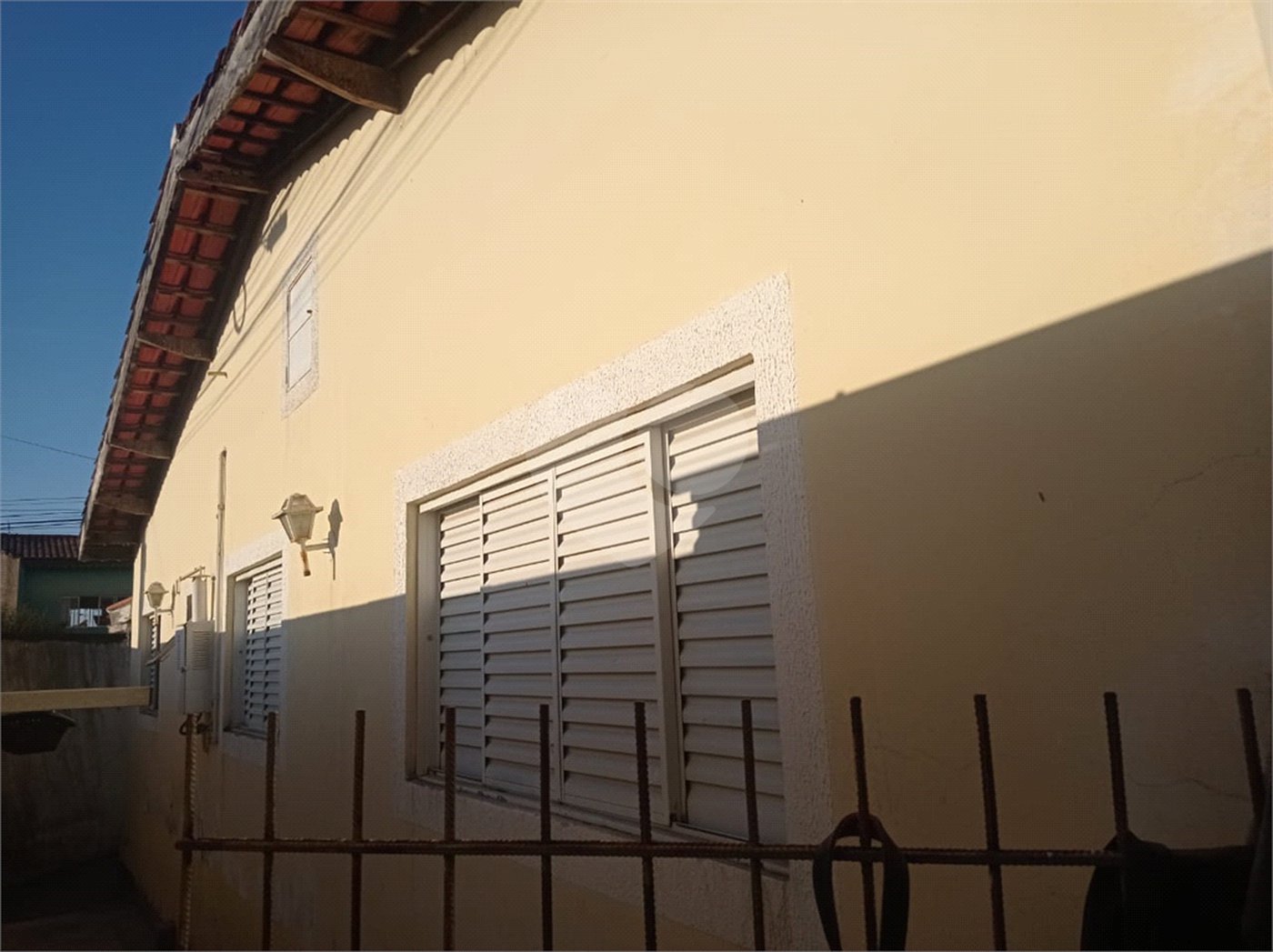Casa Térrea à venda com 3 quartos em Jardim Santa Bárbara, Sorocaba, SP