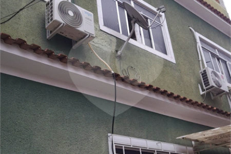Casa de Vila à venda com 3 quartos, sendo 1 suíte, em Realengo, Rio de Janeiro, RJ