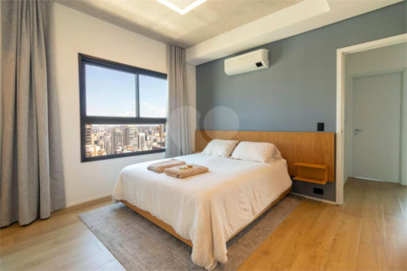 Apartamento à venda com 3 quartos, sendo 2 suítes, em Pinheiros, São Paulo, SP