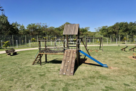 Casa em condomínio à venda com 3 quartos, sendo 1 suíte, em Cajuru do Sul, Sorocaba, SP
