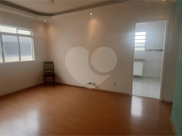 Apartamento à venda com 2 quartos em Vila Albertina, São Paulo, SP