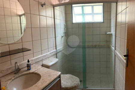 Casa à venda com 3 quartos, sendo 1 suíte,  no condomínio Jardim Europa, Mogi das Cruzes - SP