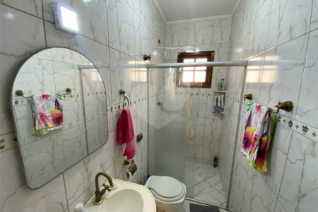 Sobrado à venda com 6 quartos, sendo 2 suítes,  em Vila Mazzei, São Paulo, SP