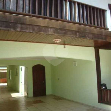 Sobrado à venda com 4 suítes em Vila Trujillo, Sorocaba, SP