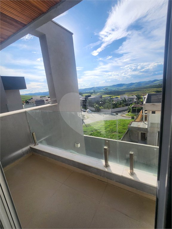 Casa à venda ou para alugar com 4 suítes no condomínio Residencial Jaguary, São José dos Campos - SP