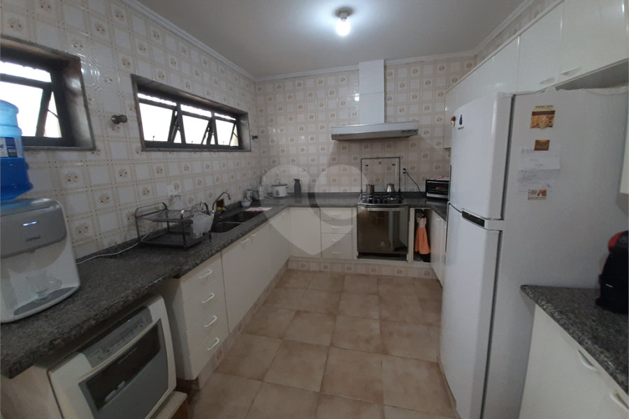 Casa Térrea à venda com 4 quartos, sendo 1 suíte,  em Jardim França, São Paulo, SP