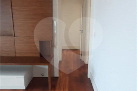 Apartamento à venda com 4 quartos, sendo 3 suítes, em Cambuci, São Paulo, SP
