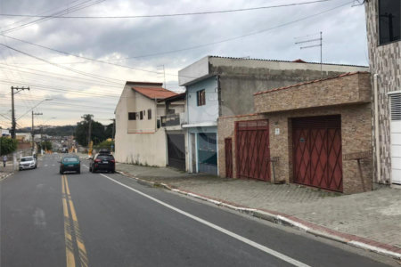 Casa à venda com 3 quartos, sendo 1 suíte, em Cidade Kemel, Poá, SP
