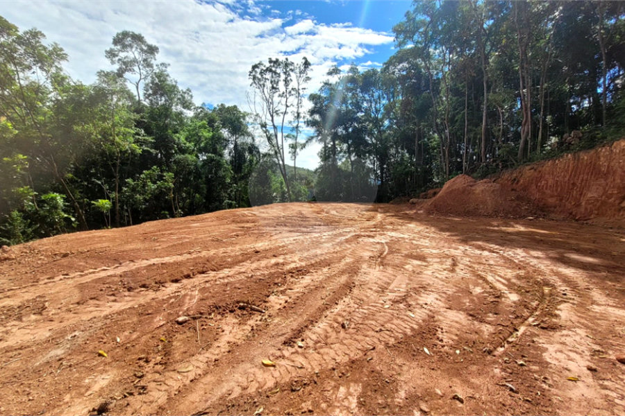 Terreno à venda no condomínio Cantareira, Mairiporã - SP