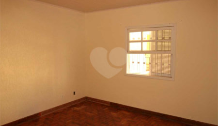 Casa Térrea à venda com 2 quartos em Tremembé, São Paulo, SP