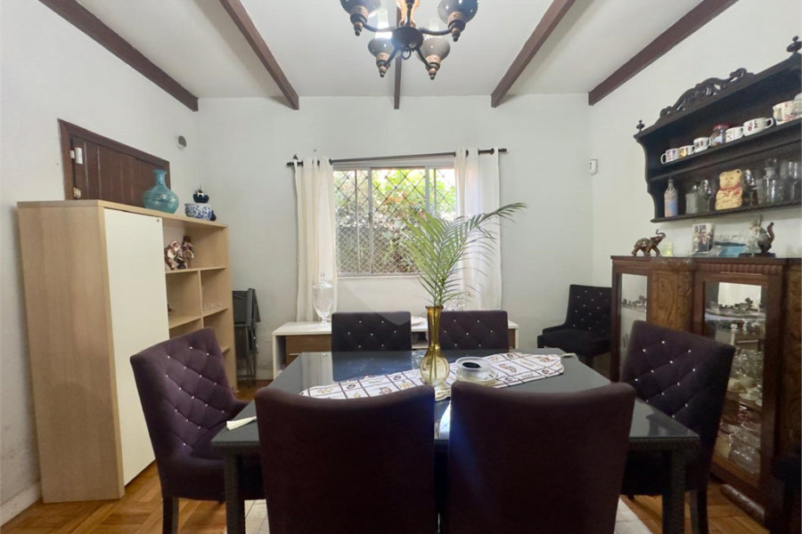 Casa à venda com 3 quartos em Horto, São Paulo, SP