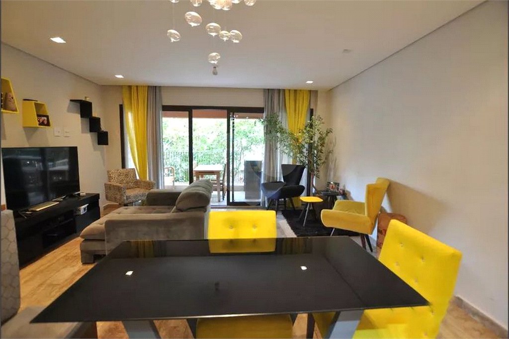 Apartamento à venda com 2 quartos, sendo 1 suíte, em Vila Monumento, São Paulo, SP