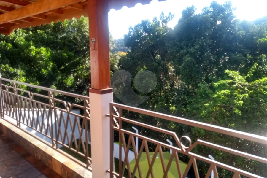 Casa à venda com 3 quartos, sendo 1 suíte, no condomínio Alpes de Mairiporã, Mairiporã - SP