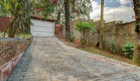 Casa Térrea à venda ou para alugar com 5 quartos, sendo 1 suíte,  em Jardim Marajoara, São Paulo, SP