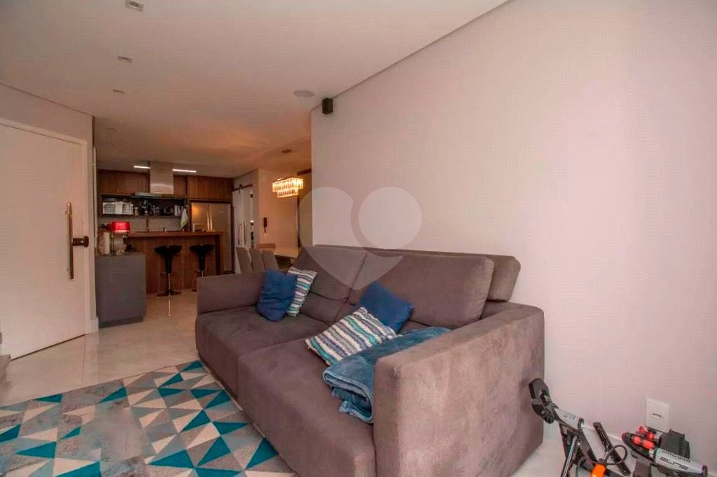 Apartamento à venda com 3 quartos, sendo 1 suíte, em Tatuapé, São Paulo, SP