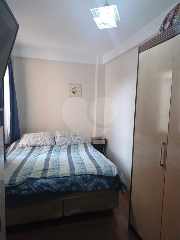 Casa à venda com 3 quartos, sendo 1 suíte,  no condomínio Altos de Poa, Poá - SP