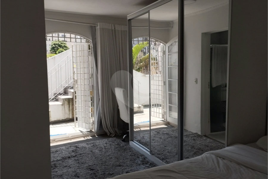 Sobrado à venda com 4 quartos, sendo 2 suítes, em Santa Teresinha, São Paulo, SP
