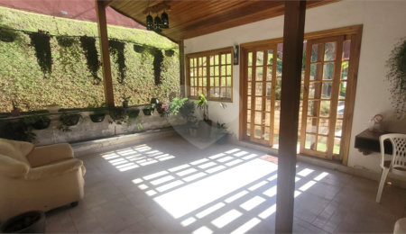 Casa à venda com 3 quartos, sendo 2 suítes,  em Mantiqueira, Mairiporã, SP