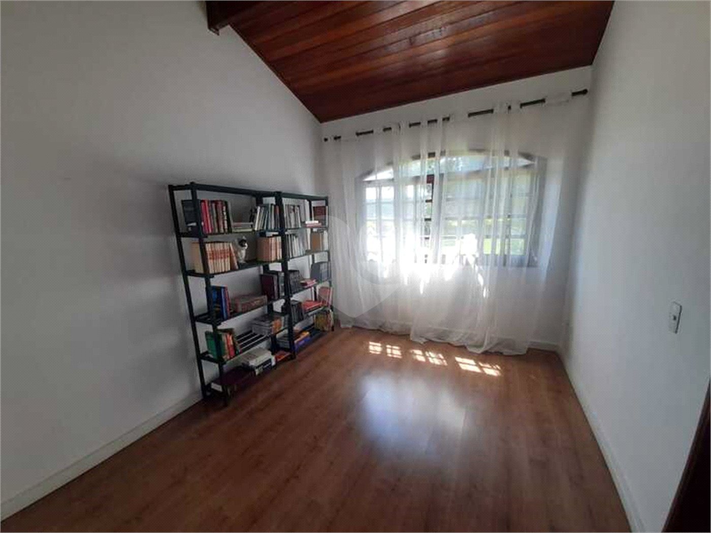 Chácara à venda com 3 suítes em Pavão (canguera), São Roque, SP