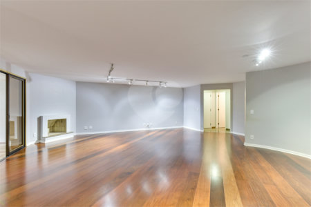 Apartamento à venda com 3 suítes em Granja Julieta, São Paulo, SP