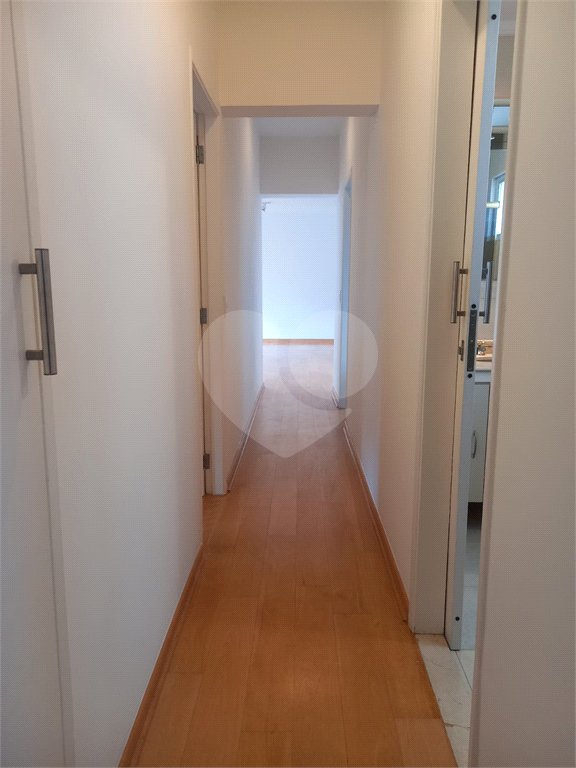 Apartamento à venda com 3 quartos, sendo 1 suíte, em Pinheiros, São Paulo, SP