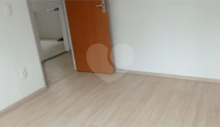 Apartamento à venda ou para alugar com 2 quartos em Santa Cruz, Rio de Janeiro, RJ