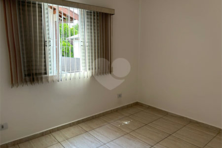 Casa em condomínio à venda com 3 quartos, sendo 1 suíte,  em Jardim Estância Brasil, Atibaia, SP