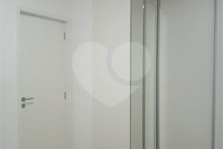 Apartamento de 2 quartos com planejados, sacada e lazer completo| Condomínio| São Roque