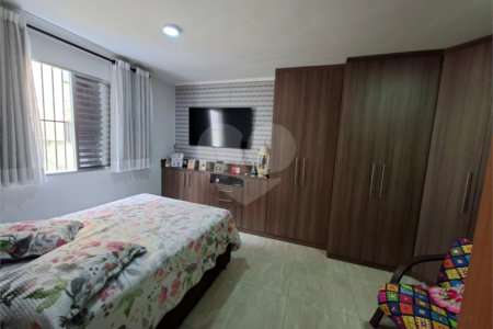 Apartamento à venda com 1 quarto em Cocaia, Guarulhos, SP