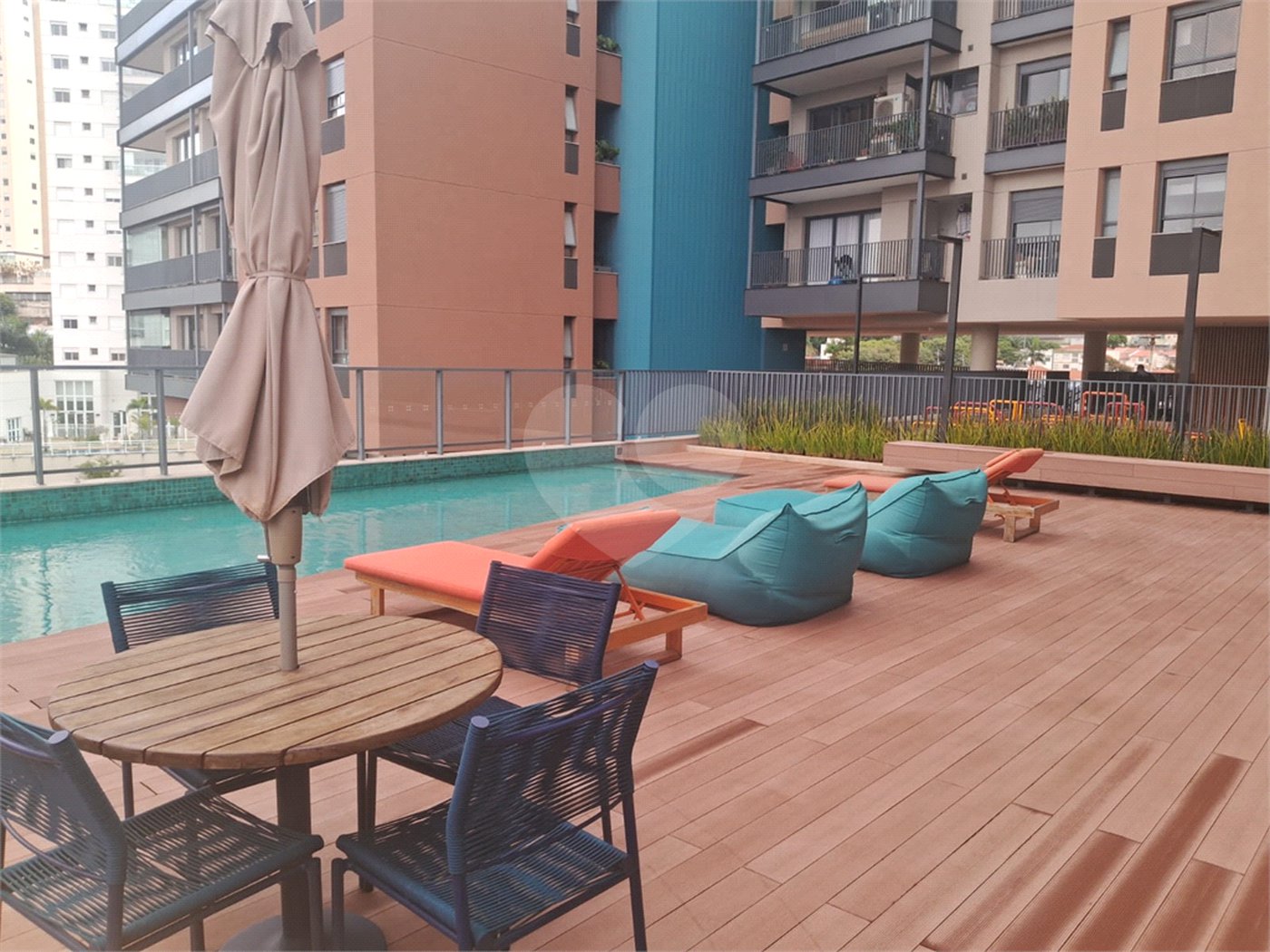 Apartamento à venda com 2 suítes em Alto da Lapa, São Paulo, SP