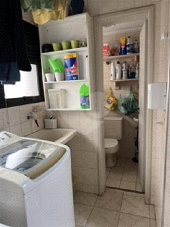Apartamento à venda com 3 quartos, sendo 1 suíte,  em Jardim das Acácias, São Paulo, SP