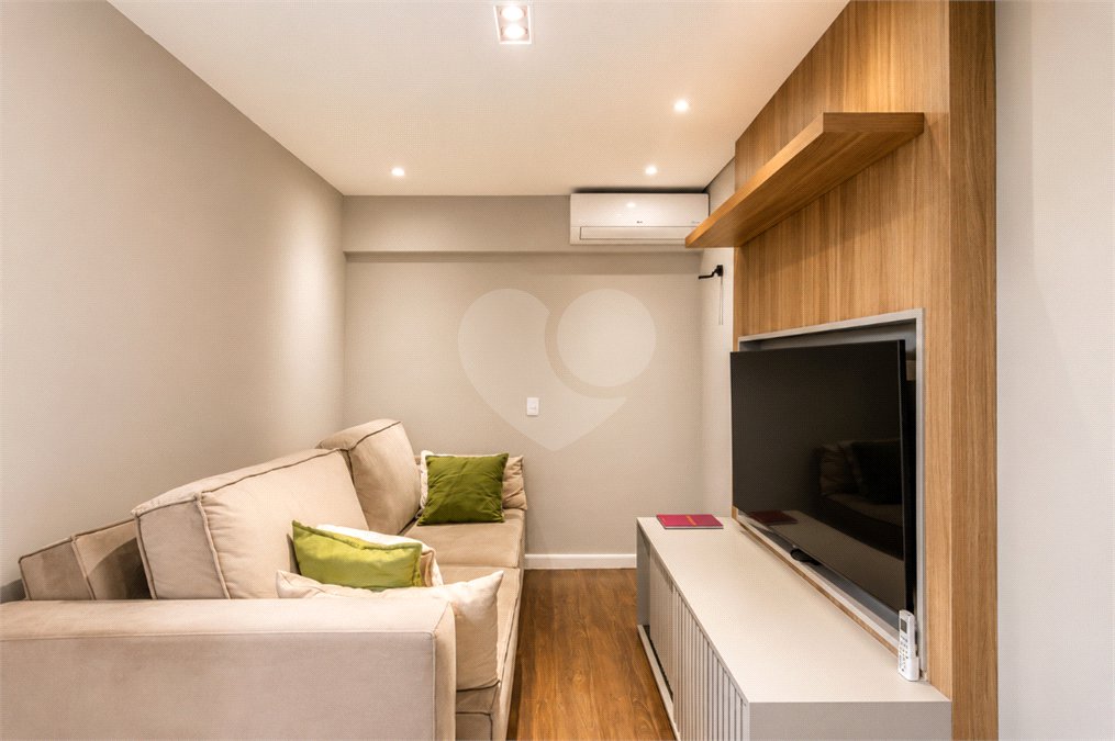 Apartamento à venda com 3 suítes em Granja Julieta, São Paulo, SP