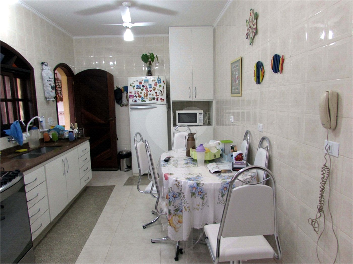 Casa à venda com 4 quartos, sendo 2 suítes, em Jardim Paulista, Atibaia, SP