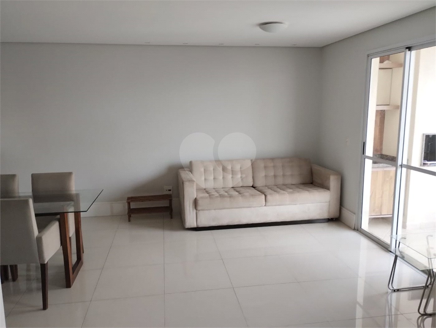 Apartamento para alugar com 2 quartos, sendo 1 suíte, em Vila Invernada, São Paulo, SP