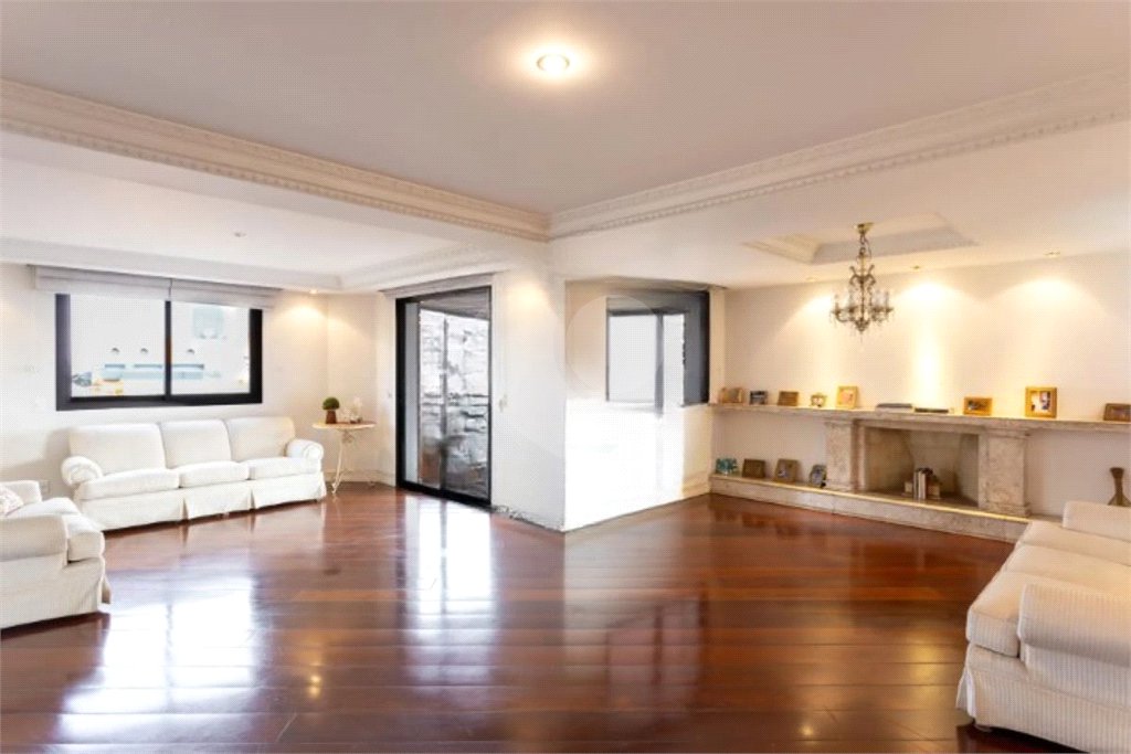 Apartamento à venda com 4 suítes em Vila Ida, São Paulo, SP