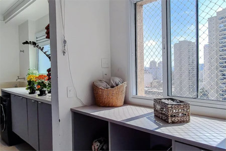 Apartamento à venda com 4 quartos, sendo 3 suítes,  em Vila Romana, São Paulo, SP