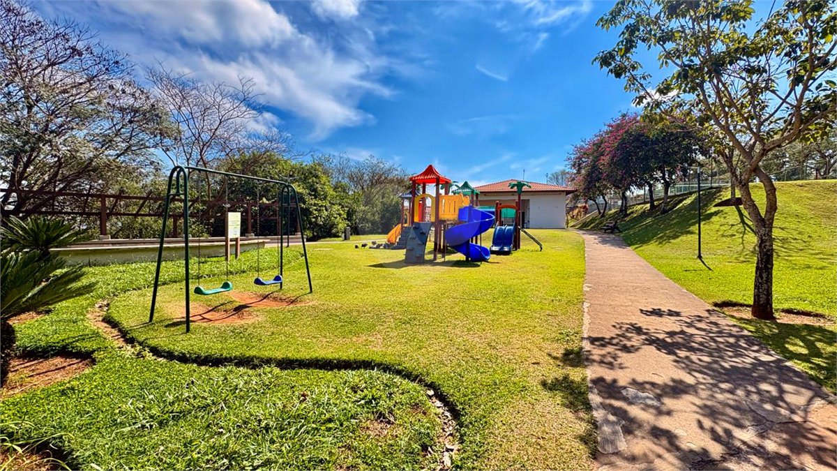 Terreno à venda no condomínio Colinas do Sol, Sorocaba - SP