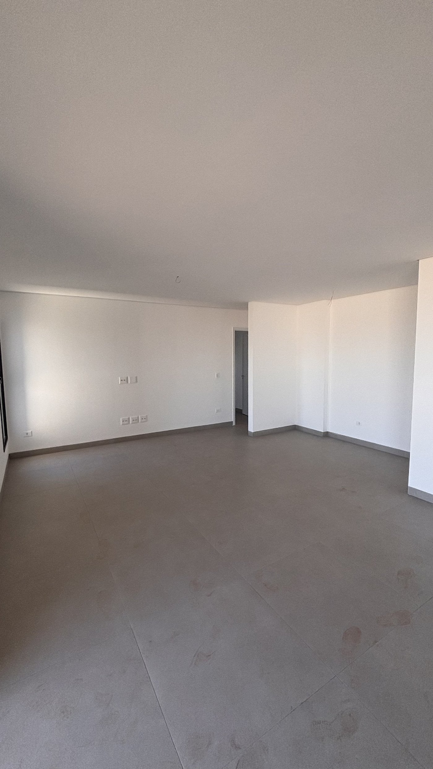 Apartamento à venda com 3 suítes em Edifício Majestic, Presidente Prudente, SP