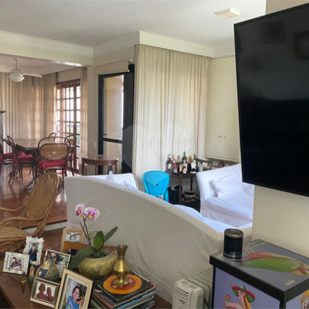 Apartamento à venda com 4 quartos, sendo 3 suítes, em Vila Morumbi, São Paulo, SP
