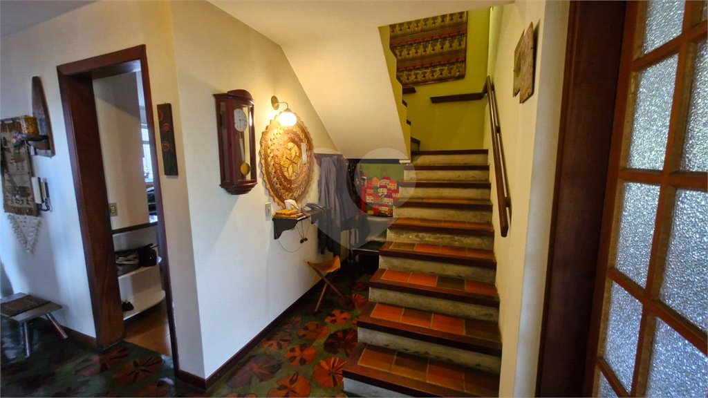 Sobrado à venda com 4 quartos, sendo 1 suíte, em Tremembé, São Paulo, SP