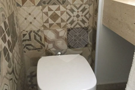 Sobrado à venda com 3 quartos, sendo 1 suíte, em Alto da Boa Vista, São Paulo, SP