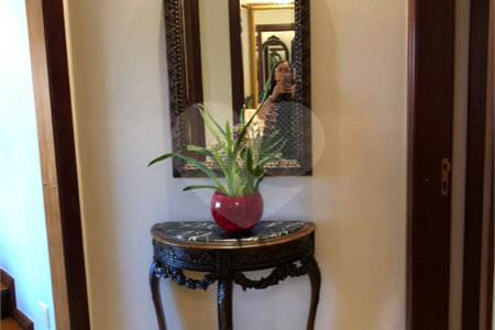 Apartamento à venda com 4 quartos, sendo 1 suíte, em Jardim Avelino, São Paulo, SP