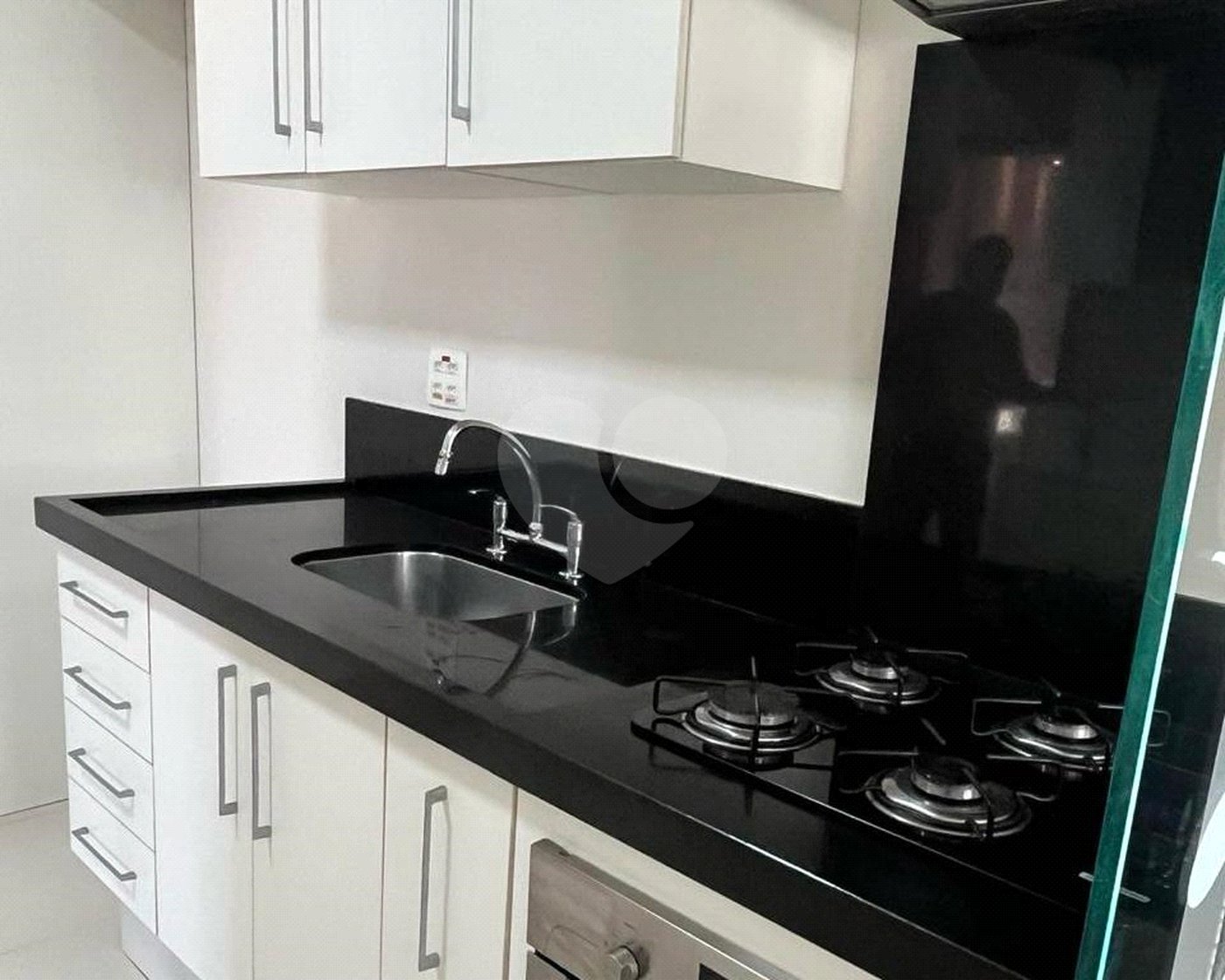 Apartamento à venda com 3 quartos, sendo 1 suíte, no Centro, Itapetininga, SP