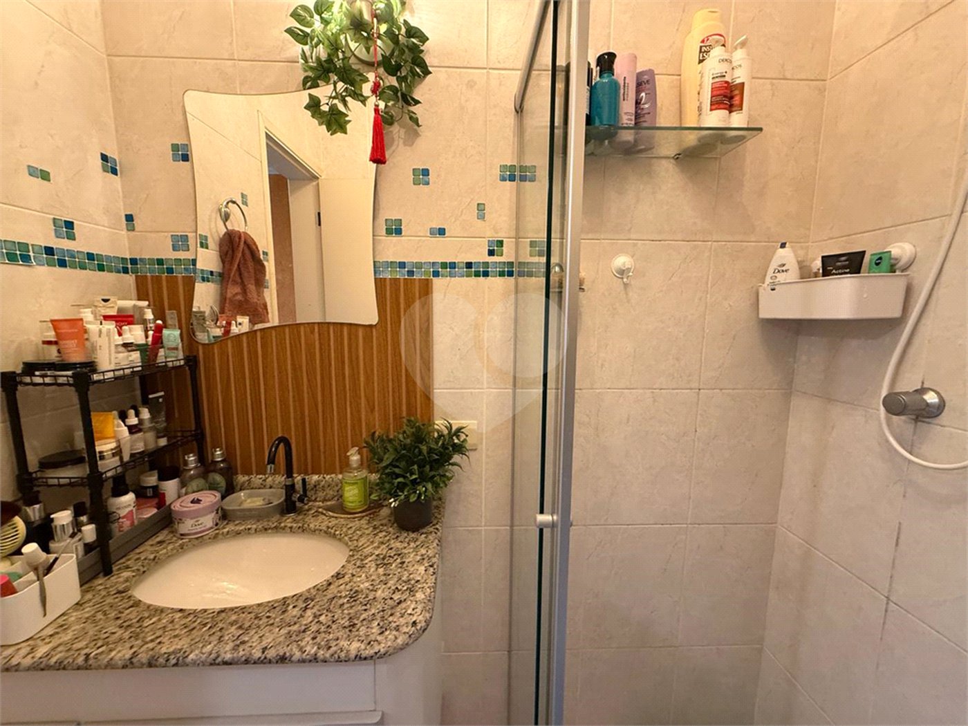 Casa à venda com 2 suítes no condomínio Village Palmas, São Paulo - SP