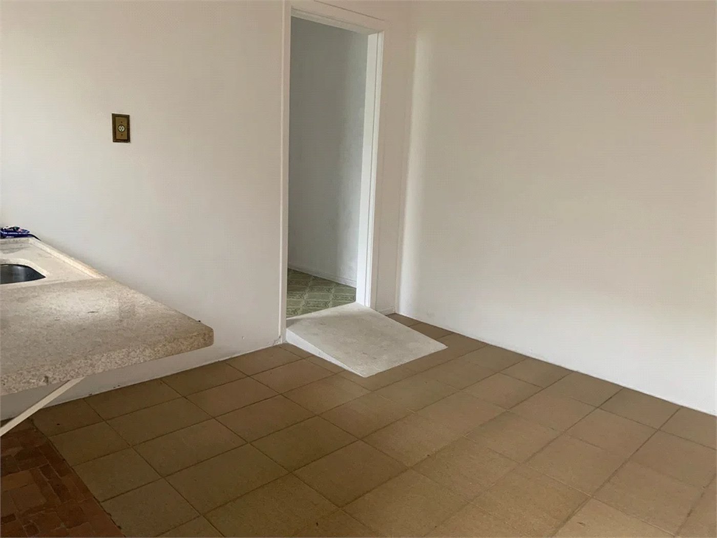 Casa à venda com 4 quartos em Vila Ipojuca, São Paulo, SP